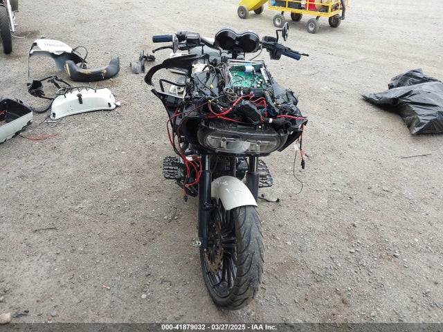 2018 HARLEY-DAVIDSON FLTRXS 1HD1KTC36JB657234 Photo 4