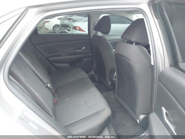 KMHLL4AG9MU136578 Hyundai ELANTRA SE