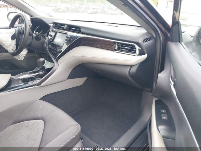 4T1B11HK1JU675928 Toyota CAMRY LE
