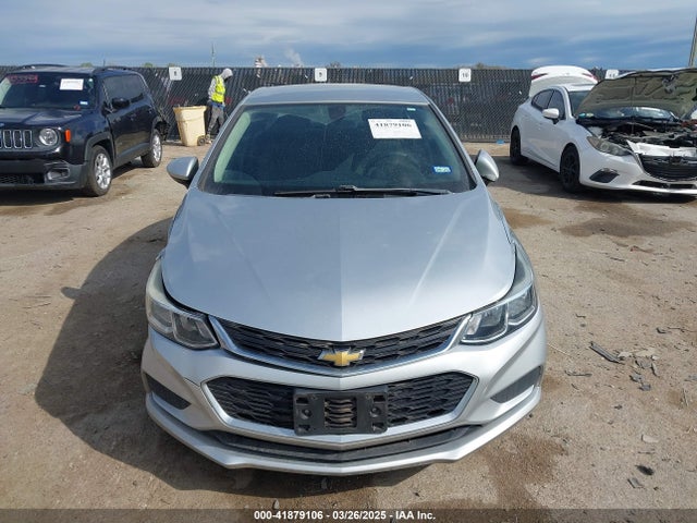 1G1BC5SM2J7197042 Chevrolet Cruze Ls Auto