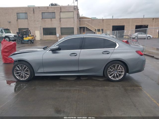 3MW69FF09R8E40969 BMW 3 Series 330i
