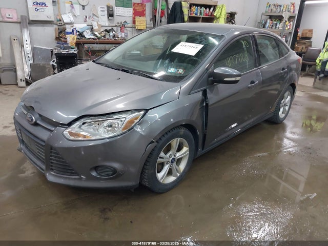 Ford FOCUS SE 2014 1FADP3F22EL428459 Image 2