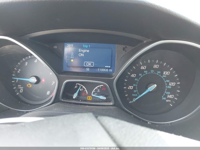 Ford FOCUS SE 2014 1FADP3F22EL428459 Image 7