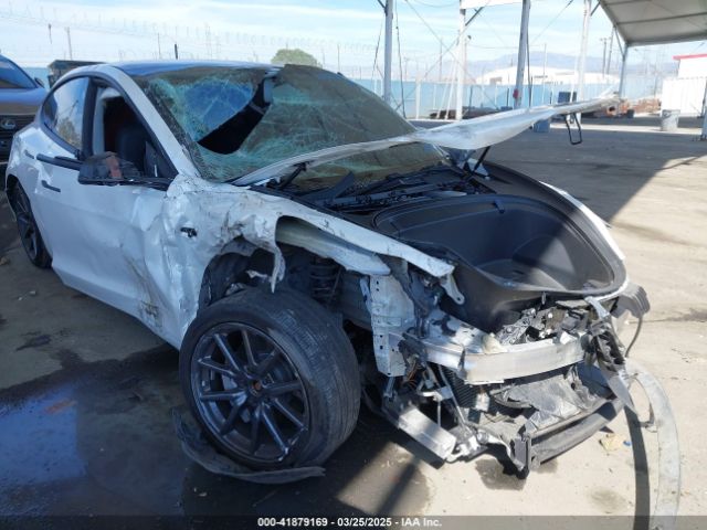 5YJ3E1EB3JF187543 Tesla Model 3 Long Range/performance