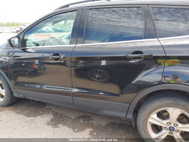 1FMCU0GX9FUA16277 Ford ESCAPE SE