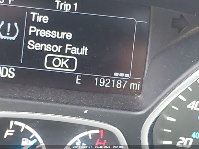 1FMCU0GX9FUA16277 Ford ESCAPE SE
