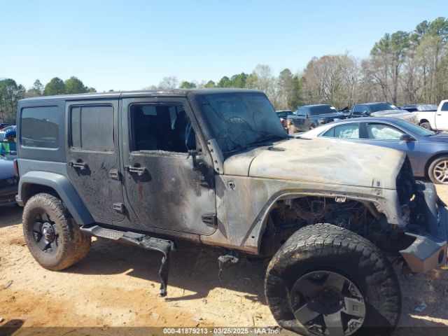 1C4HJWEG3EL306155 Jeep Wrangler Unlimited Sahara
