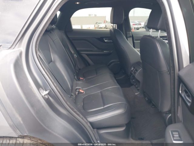 2018 JAGUAR F-PACE SADCJ2GX7JA287085 Photo 7