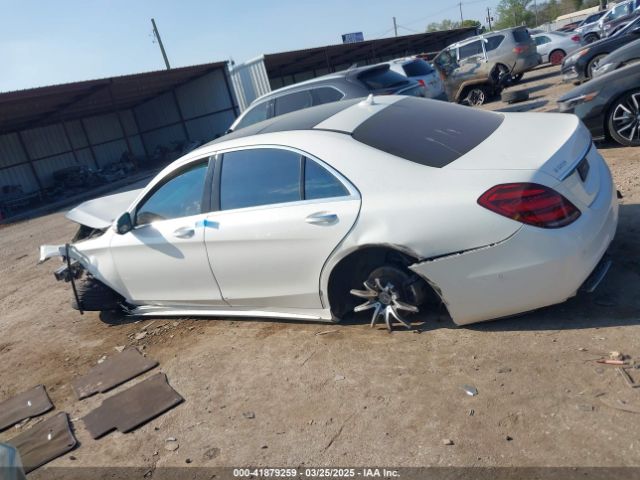 WDDUG8DBXJA368324 Mercedes-Benz S 560