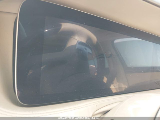 WDDUG8DBXJA368324 Mercedes-Benz S 560
