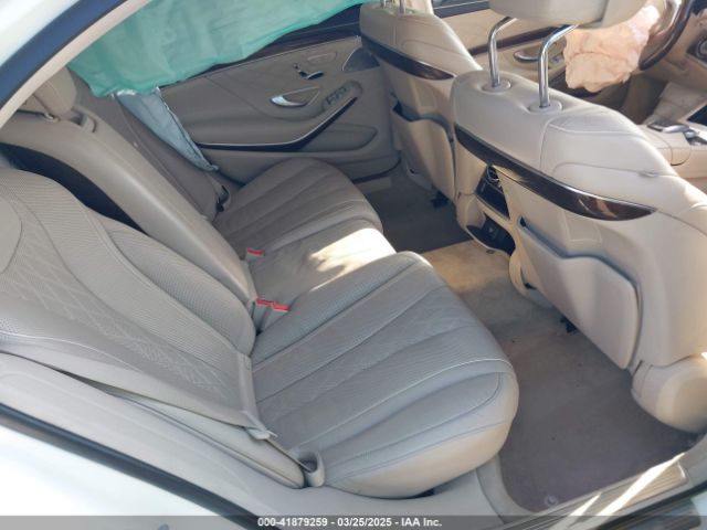 WDDUG8DBXJA368324 Mercedes-Benz S 560