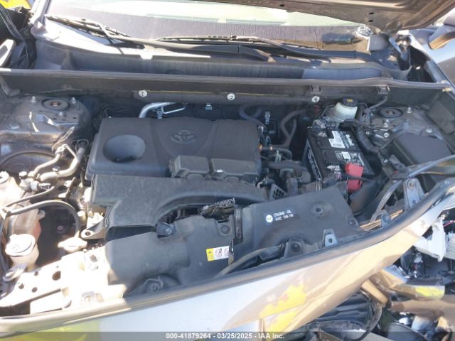 JTMG1RFV3KD025974 Toyota RAV4 LE