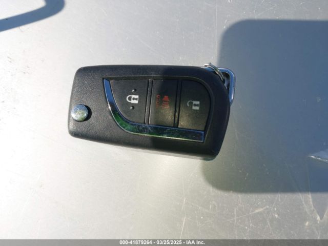 JTMG1RFV3KD025974 Toyota RAV4 LE