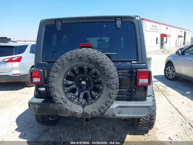 1C4HJXDN9LW323205 Jeep Wrangler Unlimited Sport S 4x4