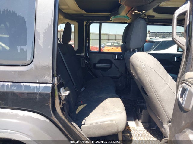 1C4HJXDN9LW323205 Jeep Wrangler Unlimited Sport S 4x4