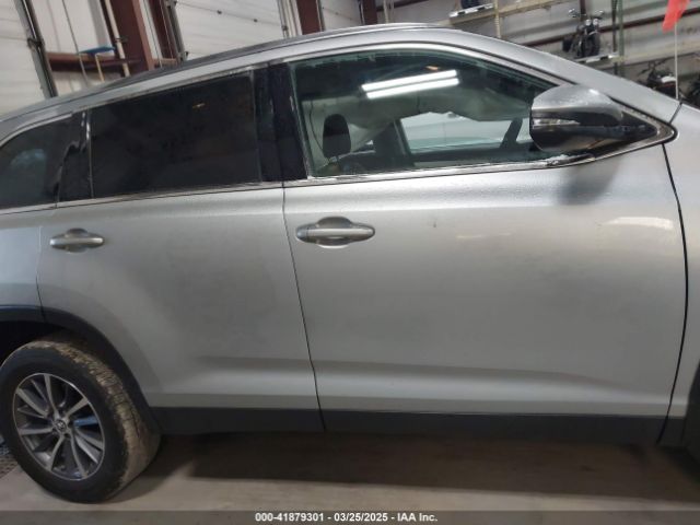 5TDJZRFH1KS616771 Toyota Highlander Xle