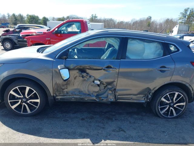 JN1BJ1CR8HW118279 Nissan Rogue Sport S/sv/sl
