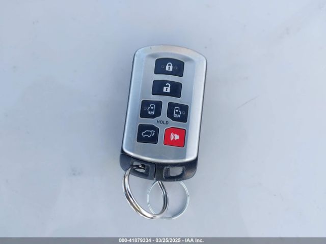 5TDYK3DC5ES451965 Toyota Sienna Xle V6 8 Passenger