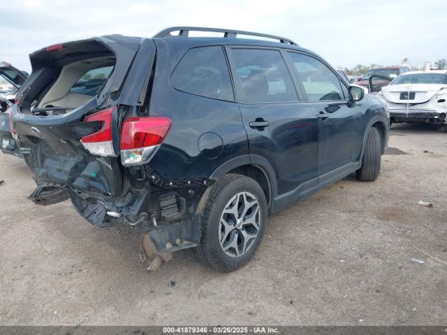 JF2SKADC6NH470301 Subaru Forester Premium