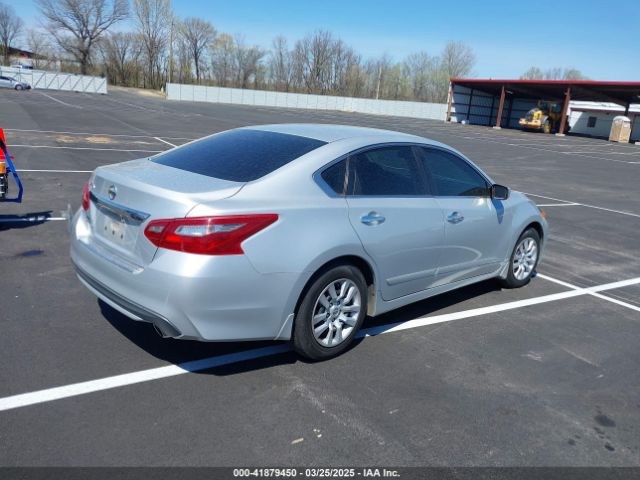 1N4AL3AP7JC147656 Nissan Altima 2.5 S