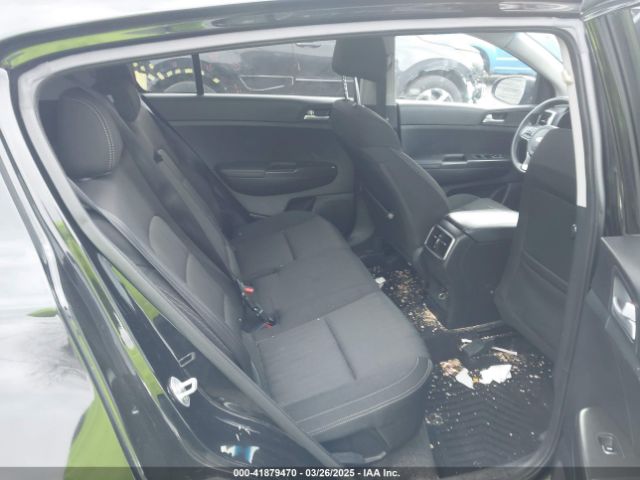 KNDPMCAC8H7186497 KIA Sportage Lx