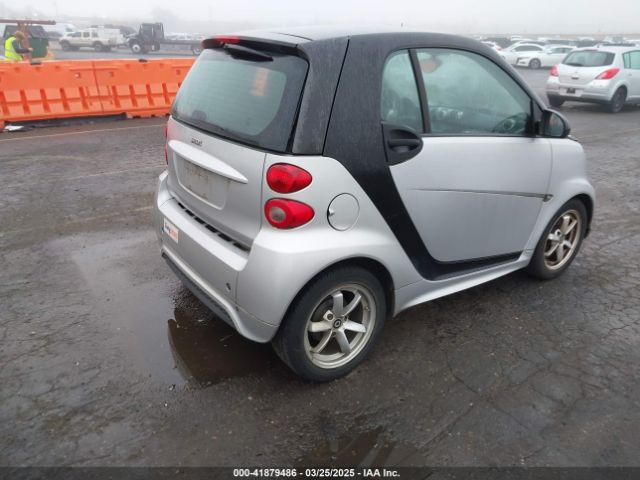 WMEEJ3BA9FK819985 Smart Fortwo Passion/pure