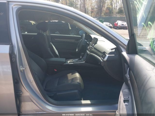 1HGCV1F14KA167268 Honda ACCORD LX