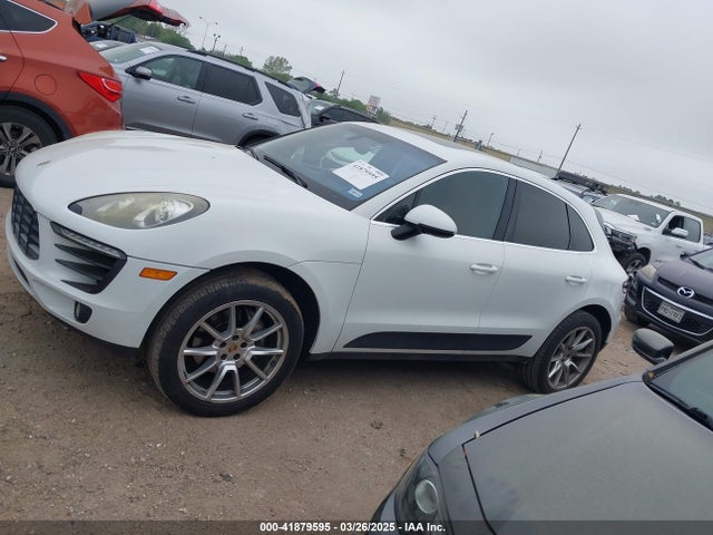 Porsche MACAN S 2015 WP1AB2A57FLB72326 Image 14
