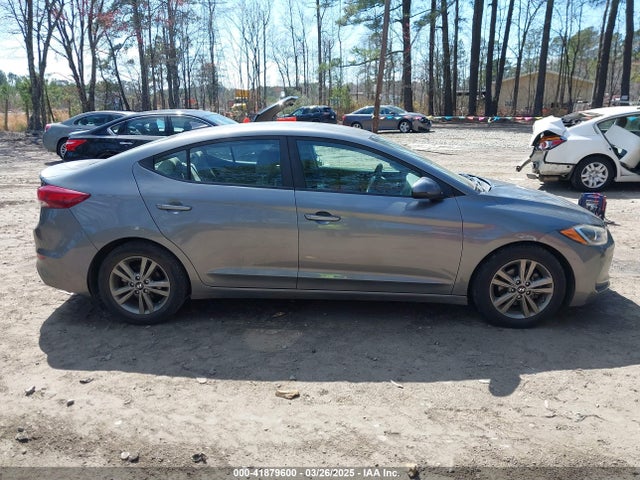 5NPD84LF4JH286179 Hyundai ELANTRA SEL