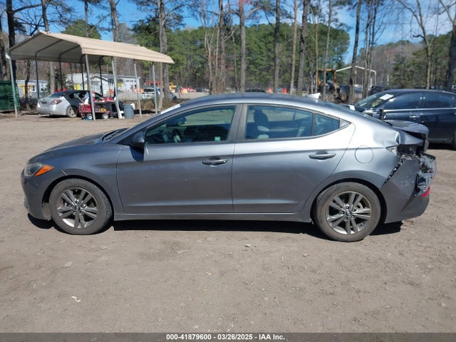 5NPD84LF4JH286179 Hyundai ELANTRA SEL