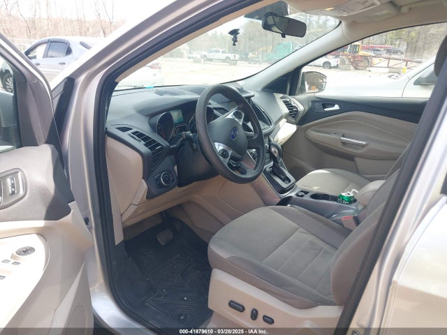 1FMCU9GXXGUB10447 Ford ESCAPE SE