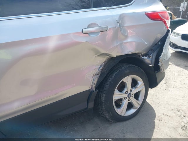 1FMCU9GXXGUB10447 Ford ESCAPE SE