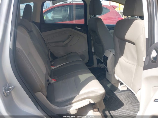 1FMCU9GXXGUB10447 Ford ESCAPE SE