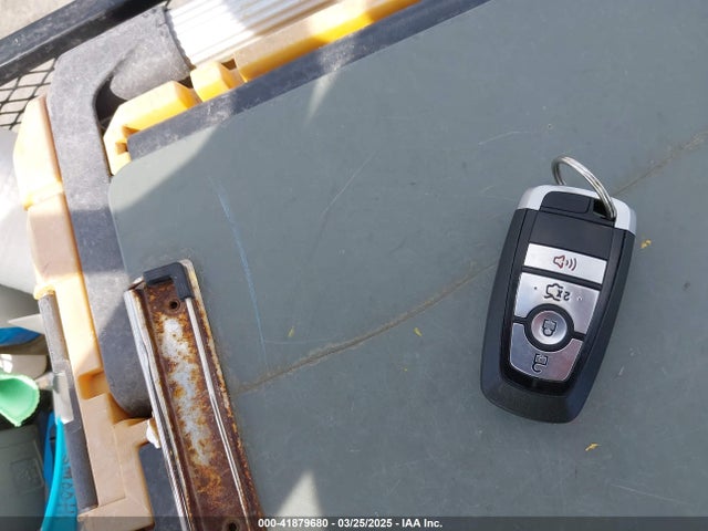 41879680 :رقم المزاد ، 3FA6P0HD2HR194769 vin ، 2017 Ford Fusion Se مزاد بيع