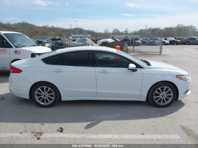 41879680 :رقم المزاد ، 3FA6P0HD2HR194769 vin ، 2017 Ford Fusion Se مزاد بيع