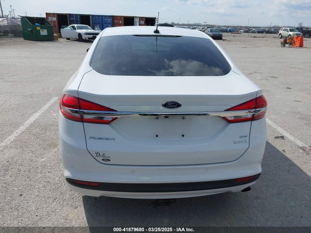 41879680 :رقم المزاد ، 3FA6P0HD2HR194769 vin ، 2017 Ford Fusion Se مزاد بيع