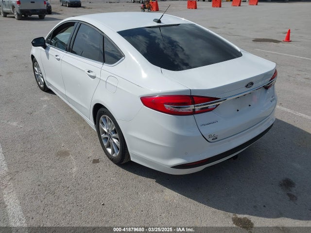 41879680 :رقم المزاد ، 3FA6P0HD2HR194769 vin ، 2017 Ford Fusion Se مزاد بيع