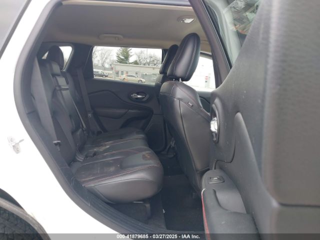 1C4PJMBB7FW741365 Jeep Cherokee Trailhawk