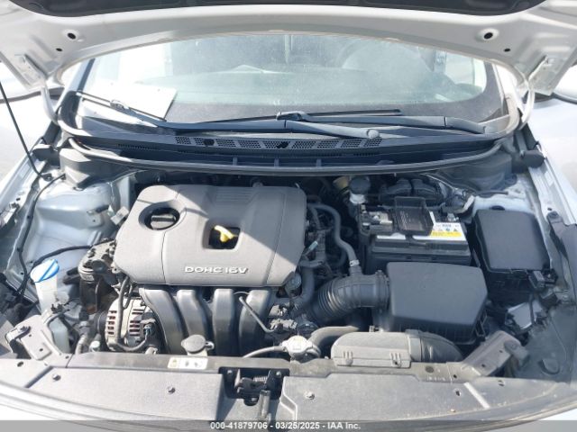 3KPFL4A79JE199885 KIA FORTE LX