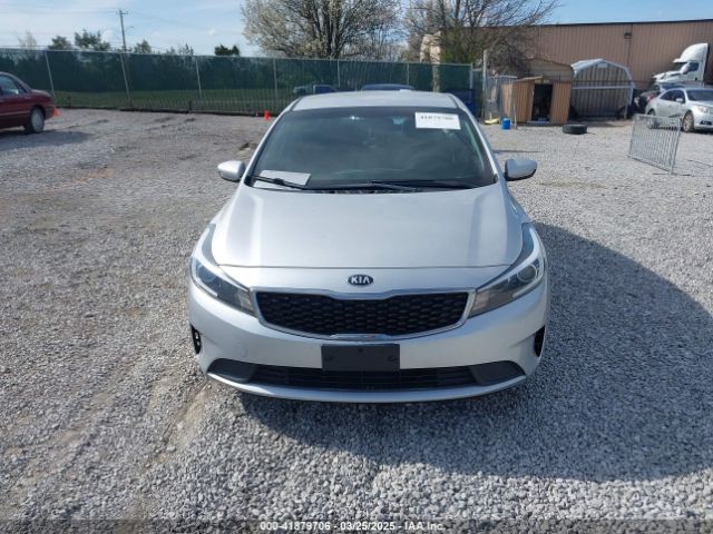 3KPFL4A79JE199885 KIA FORTE LX