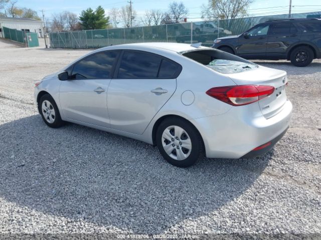 3KPFL4A79JE199885 KIA FORTE LX