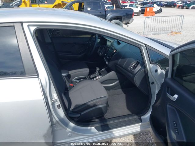 3KPFL4A79JE199885 KIA FORTE LX