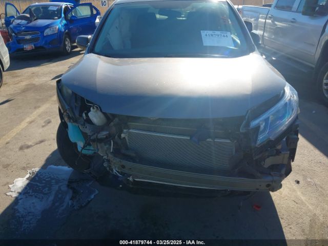 5J6RM4H40GL118420 Honda CR-V SE