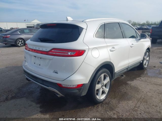 5LMCJ1C95GUJ22200 Lincoln Mkc Premier