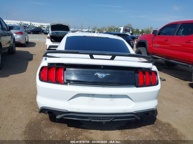 Ford Mustang Ecoboost Fastback 2021 1FA6P8TH6M5104559 Image 16