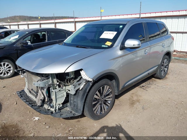 JA4AZ3A32KZ042649 Mitsubishi Outlander Se