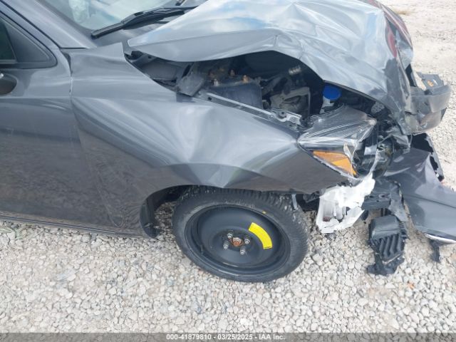 3MYDLBYV3HY180033 Toyota YARIS IA