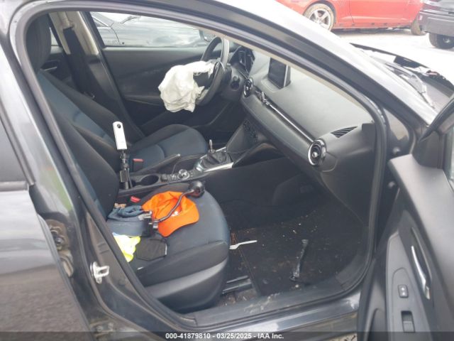 3MYDLBYV3HY180033 Toyota YARIS IA