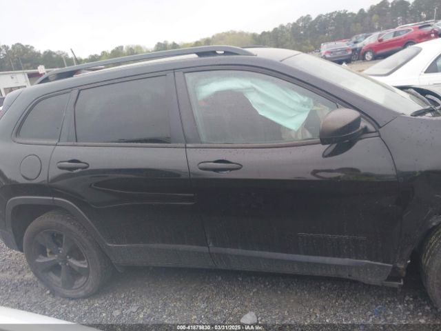 1C4PJLAB4HD240878 Jeep Cherokee Altitude Fwd