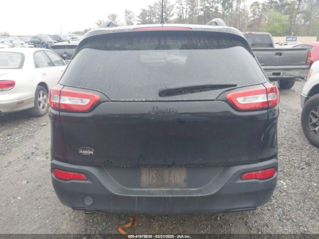 1C4PJLAB4HD240878 Jeep Cherokee Altitude Fwd